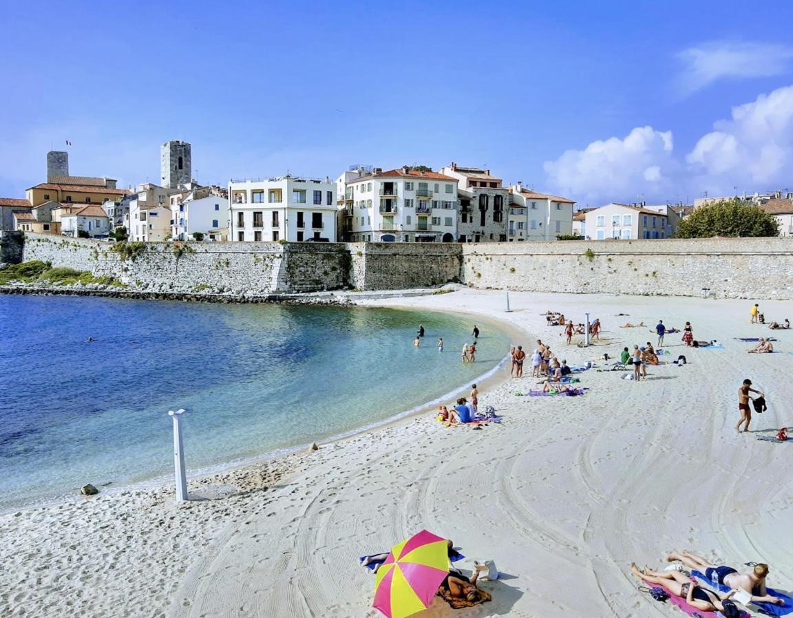 Vue Mer Et Remparts. Entre Vieille Ville Et Plages Antibes Exteriör bild